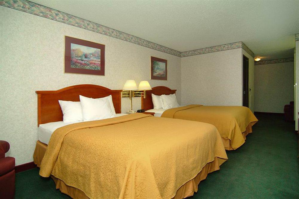 Quality Inn Burlington Near Hwy 34 Pokoj fotografie